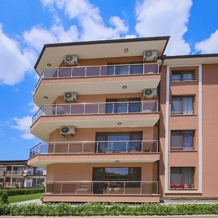 אובזור Guesthouse Phoenix מראה חיצוני תמונה