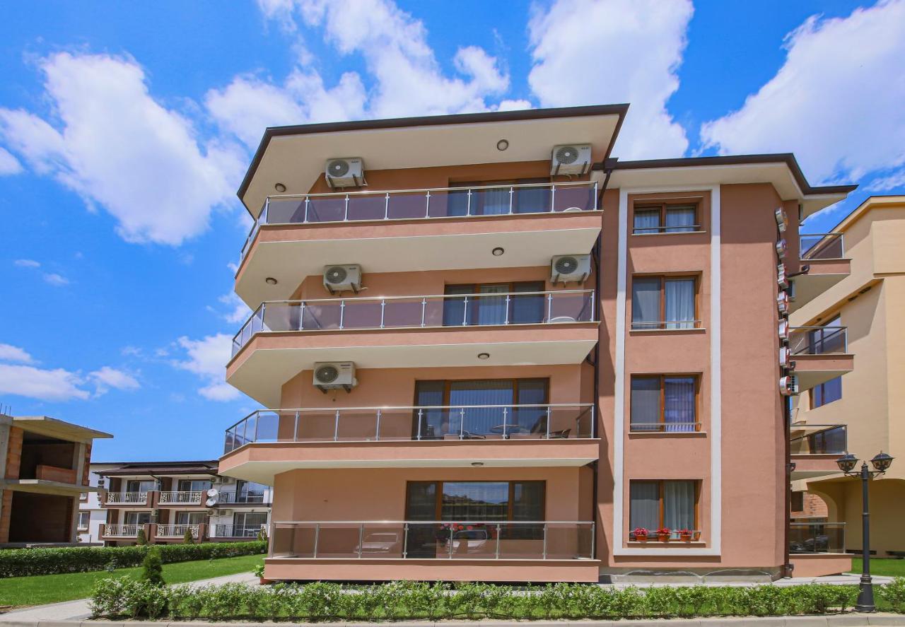 אובזור Guesthouse Phoenix מראה חיצוני תמונה